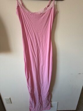 SKIMS Pink Lace-Trim Slip Chemise